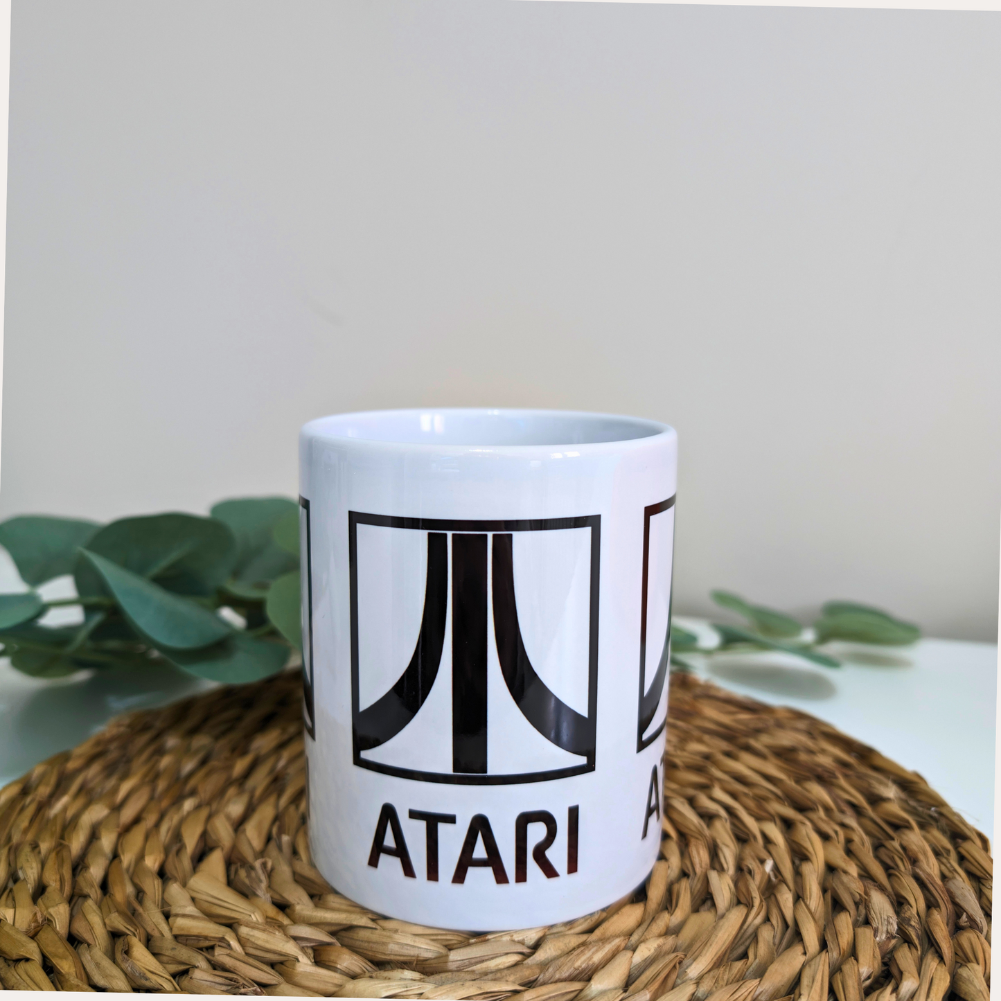 Taza Atari